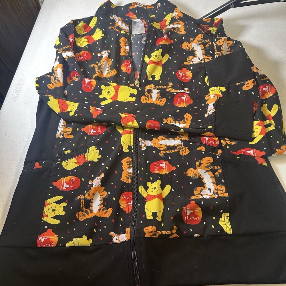 Disney Winnie The Pooh  Scrub Jacket‎ Womens Size S Black Nurse Hospital